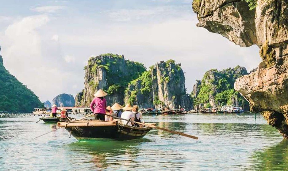 Experience Vietnam with a Licensed Local Travel Expert Experience Vietnam with a Licensed Local Travel Expert